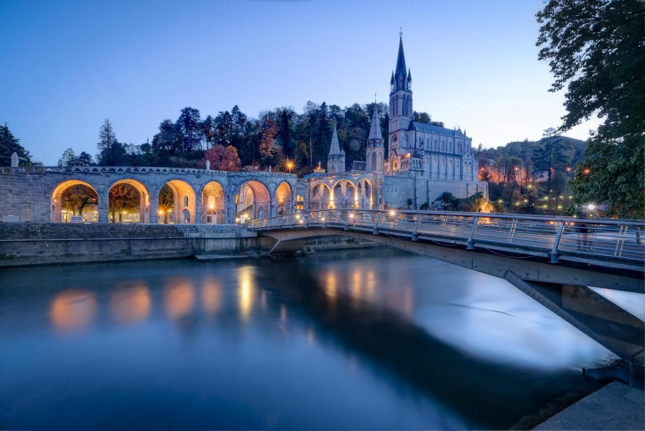 Garnavie - Centre Ville - Les Halles Lourdes Dış mekan fotoğraf